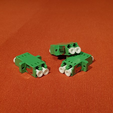 Acoplador lc/apc duplex flangeless zr wc
