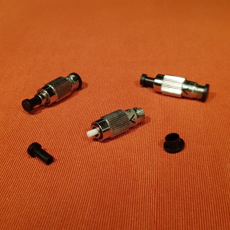 Fixed attenuator full wavelength fc/upc 1270-1650nm -10db (+/- 5%)