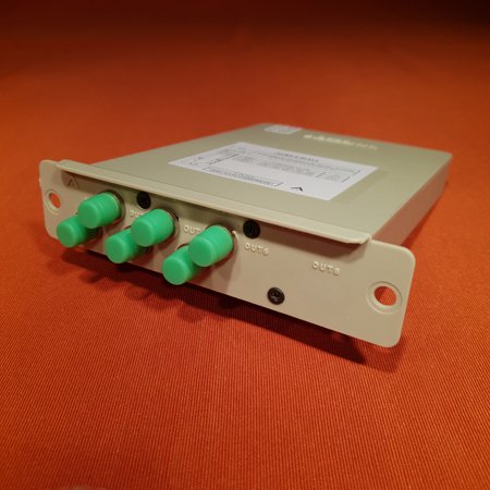 Lgx splitter module, 1x5, 10:20:10:20:40, three wl 1310/1490/1550nm (+/- 40nm), fc/apc