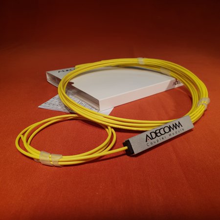 Splitter sm std 3mm (dim package: 140x110x18mm) 1x8, 12.5:12.5:12.5:12.5:12.5:12.5:12.5:12.5, three window coupler, 1310/1490/1550nm, 3mm tight buffer 1m long, without connector